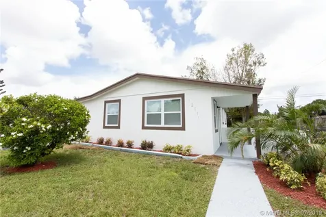 12111 SW 168th Terrace Miami FL 33177