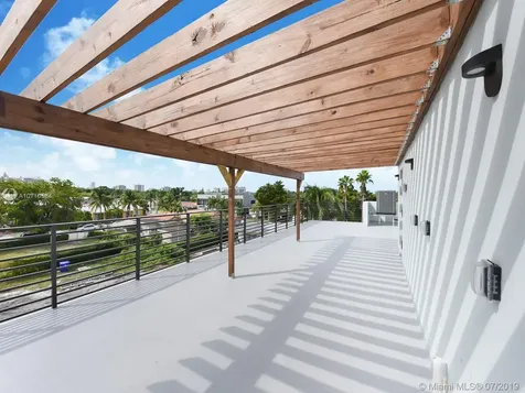 3055 SW 21st Terrace Miami FL 33145