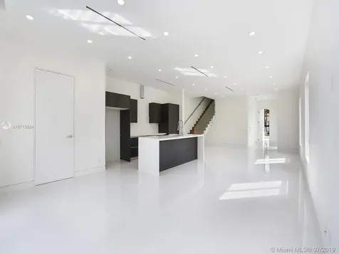 3055 SW 21st Terrace Miami FL 33145