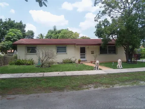 17520 NE 1st Court North Miami Beach FL 33162