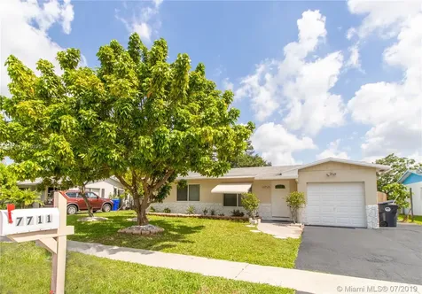 7711 SW 9th Street North Lauderdale FL 33068