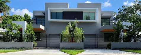 2953 Shipping Avenue Miami FL 33133