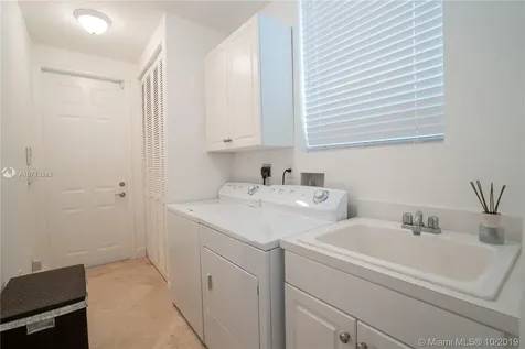 7706 SW 54th Avenue Miami FL 33143