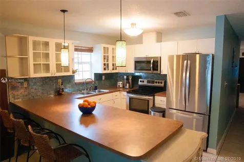 407 NW 45th Street Miami FL 33127