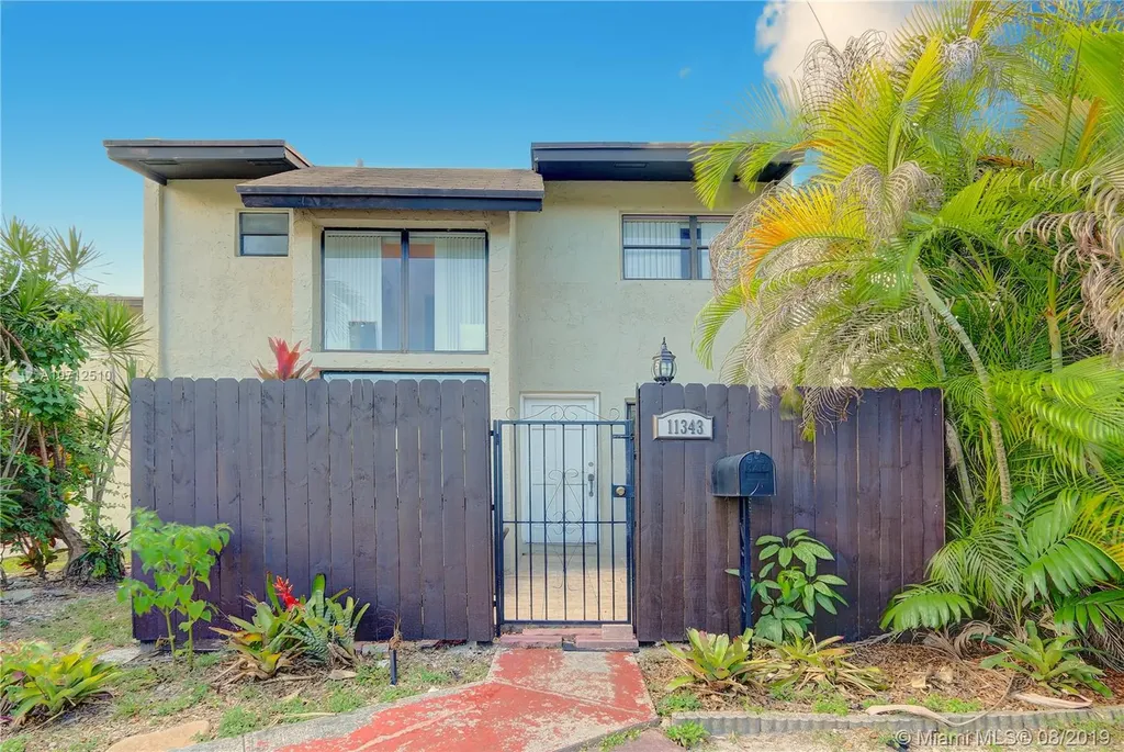 11343 SW 71st Street Miami FL 33173