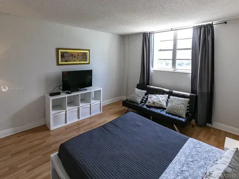 19390 Collins Avenue Sunny Isles Beach FL 33160