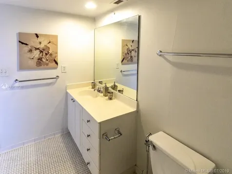 19390 Collins Avenue Sunny Isles Beach FL 33160