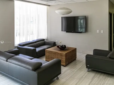19390 Collins Avenue Sunny Isles Beach FL 33160