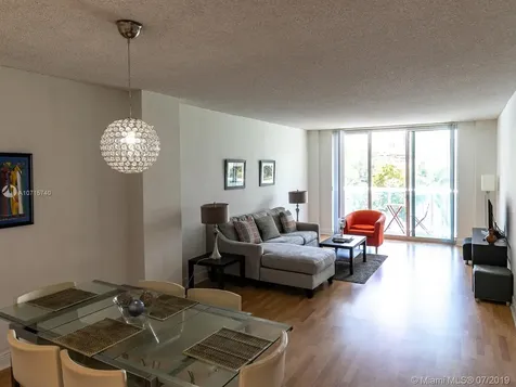 19390 Collins Avenue Sunny Isles Beach FL 33160