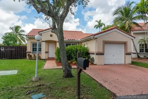 4240 SW 149th Court Miami FL 33185