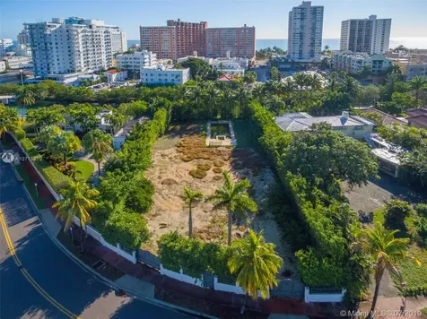 2687 Flamingo Drive Miami Beach FL 33140