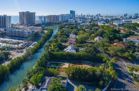 2687 Flamingo Drive Miami Beach FL 33140
