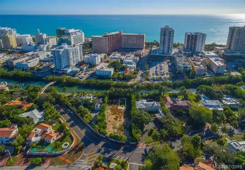 2687 Flamingo Drive Miami Beach FL 33140