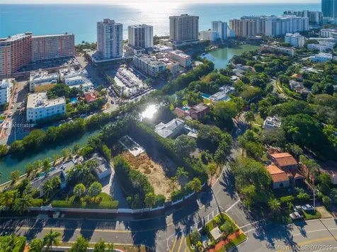2687 Flamingo Drive Miami Beach FL 33140