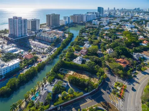 2687 Flamingo Drive Miami Beach FL 33140