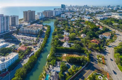 2687 Flamingo Drive Miami Beach FL 33140