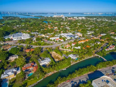 2687 Flamingo Drive Miami Beach FL 33140