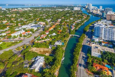2687 Flamingo Drive Miami Beach FL 33140