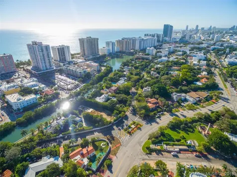 2687 Flamingo Drive Miami Beach FL 33140