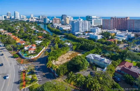 2687 Flamingo Drive Miami Beach FL 33140