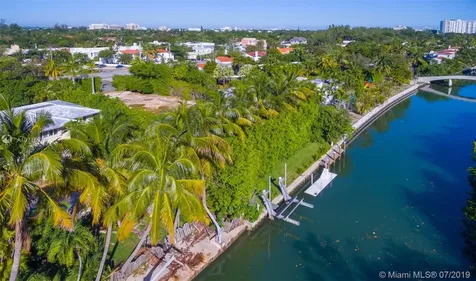 2687 Flamingo Drive Miami Beach FL 33140