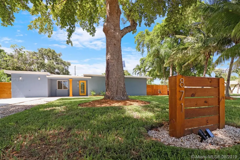 871 NE 139th Street North Miami FL 33161