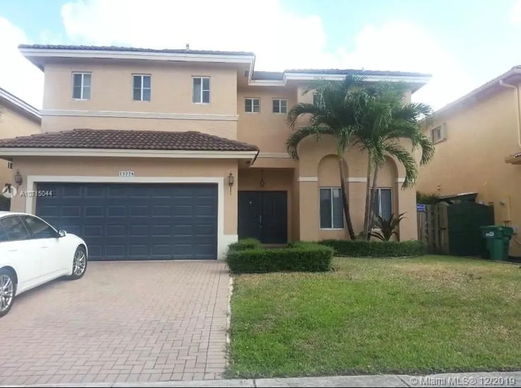 15776 SW 145th Terrace Miami FL 33196