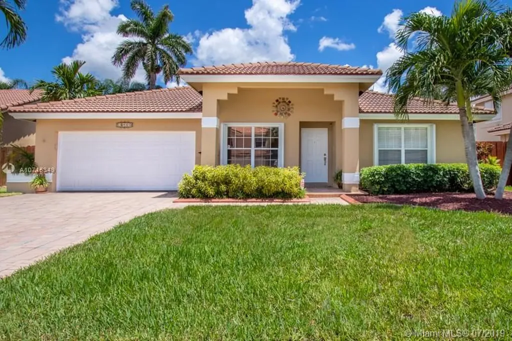 15463 SW 148th Street Miami FL 33196