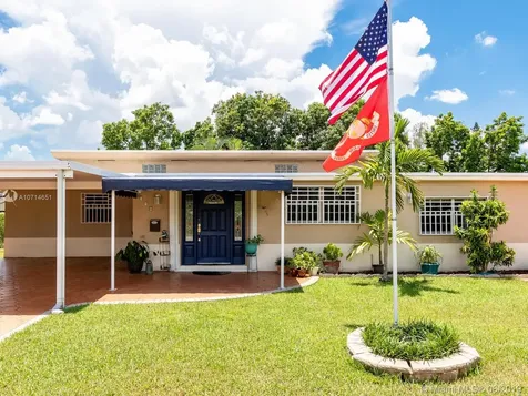 258 W 46th Street Hialeah FL 33012