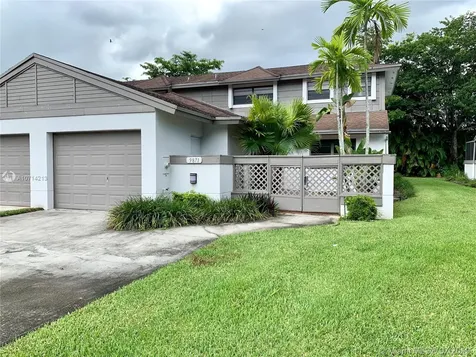 9871 NW 52nd Terrace Doral FL 33178