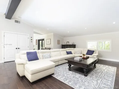 7515 SW 124th Street Pinecrest FL 33156