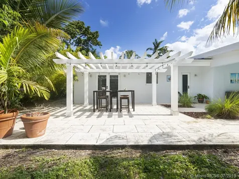 7515 SW 124th Street Pinecrest FL 33156