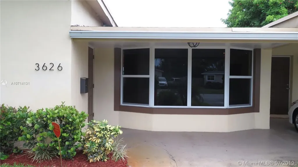 3626 NW 35th Street Lauderdale Lakes FL 33309