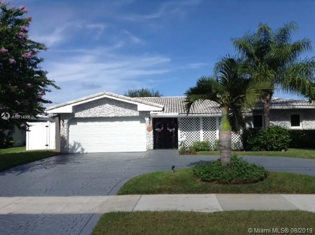 410 SE 5th Avenue Pompano Beach FL 33060