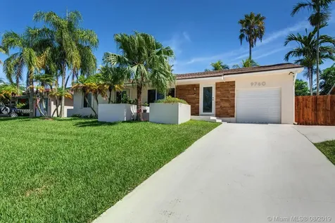 9760 SW 215th Lane Cutler Bay FL 33189