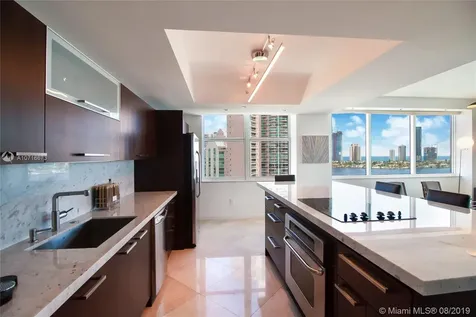 3330 NE 190th Street Aventura FL 33180