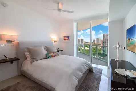 3330 NE 190th Street Aventura FL 33180