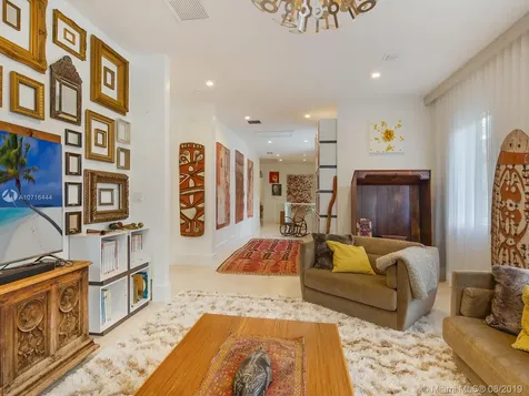 5224 San Ignacio Avenue Miami FL 33146