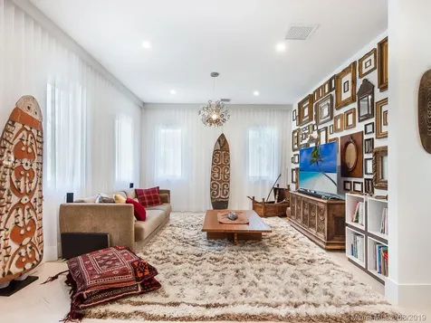 5224 San Ignacio Avenue Miami FL 33146