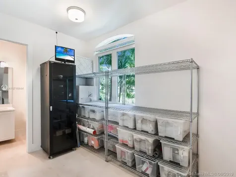 5224 San Ignacio Avenue Miami FL 33146