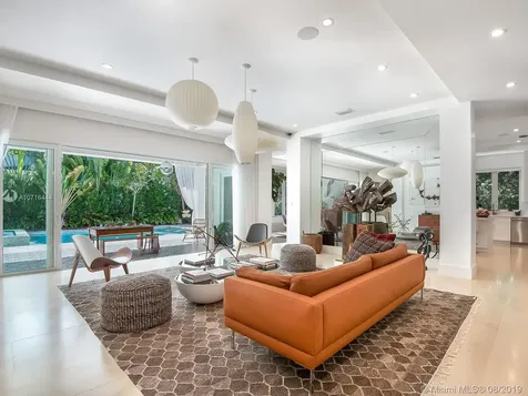 5224 San Ignacio Avenue Miami FL 33146