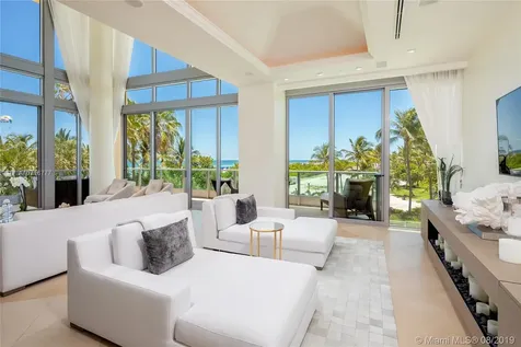 1455 Ocean Drive Miami Beach FL 33139