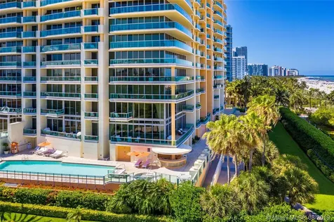 1455 Ocean Drive Miami Beach FL 33139