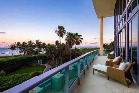 1455 Ocean Drive Miami Beach FL 33139