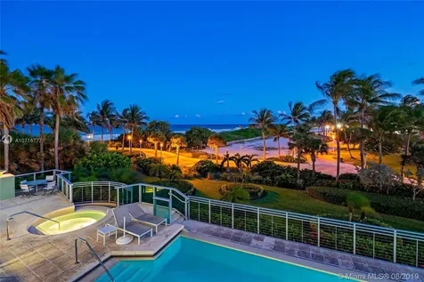 1455 Ocean Drive Miami Beach FL 33139