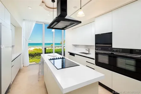 1455 Ocean Drive Miami Beach FL 33139