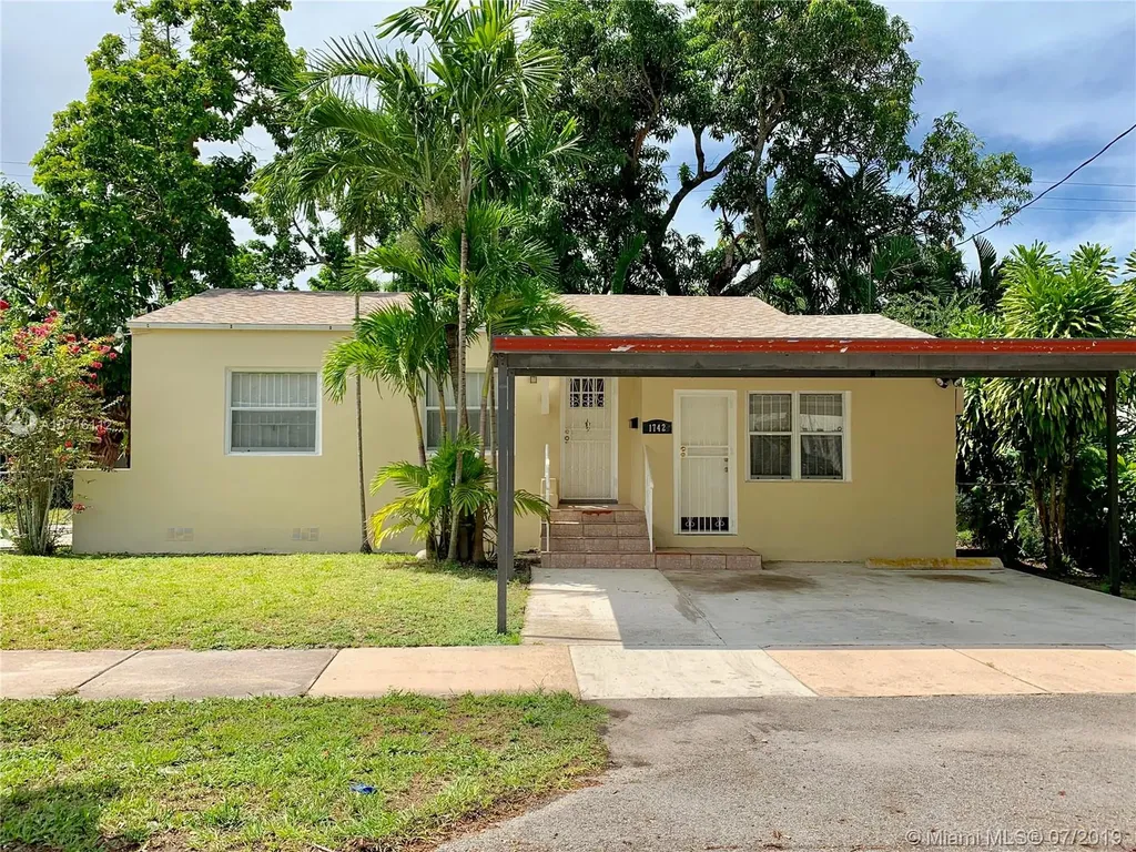 1742 NW 49th Street Miami FL 33142