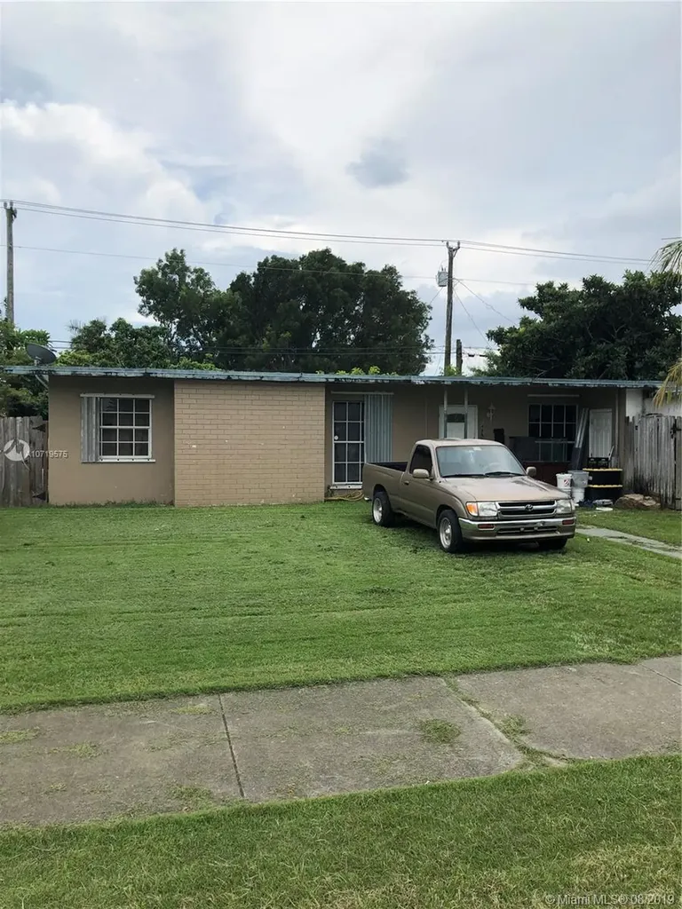 14860 Lincoln Drive Homestead FL 33033