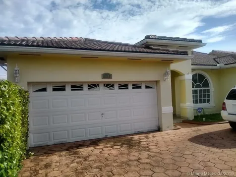 8823 NW 142nd Lane Miami Lakes FL 33018