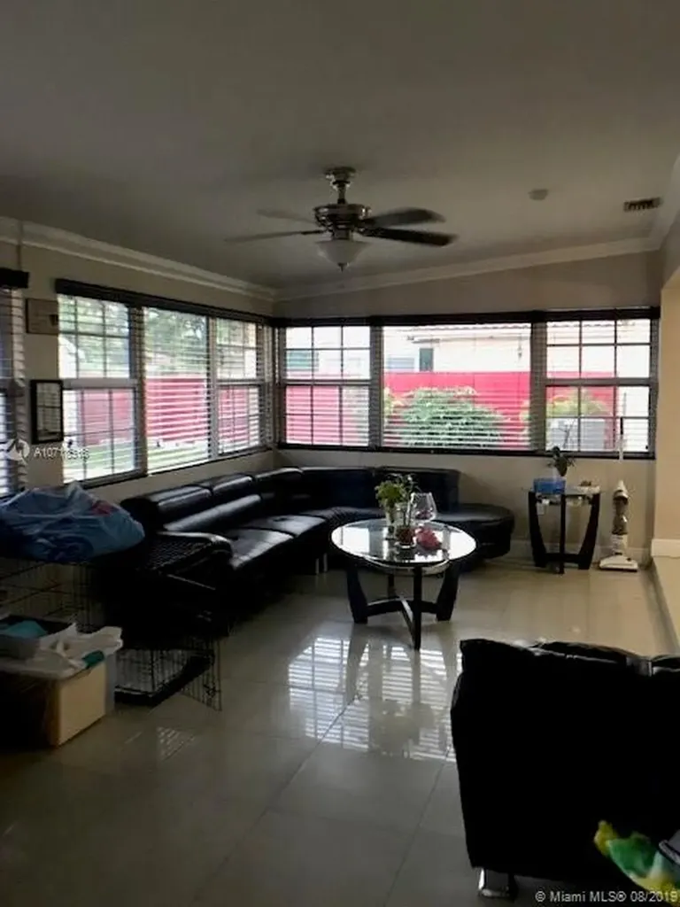 7991 W 15th Court Hialeah FL 33014